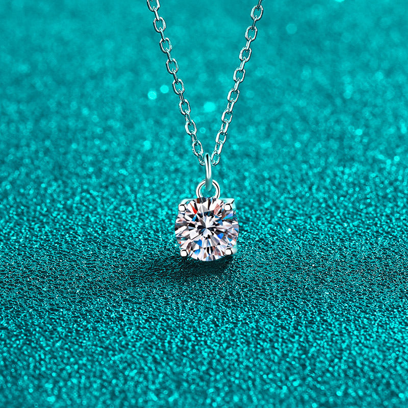 Moissanite Necklaces in 925 Sterling Silver 1ct
