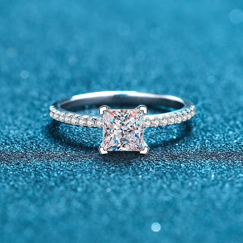 Princess cut Moissanite Ring in 925 Sterling Silver 1ct 2ct