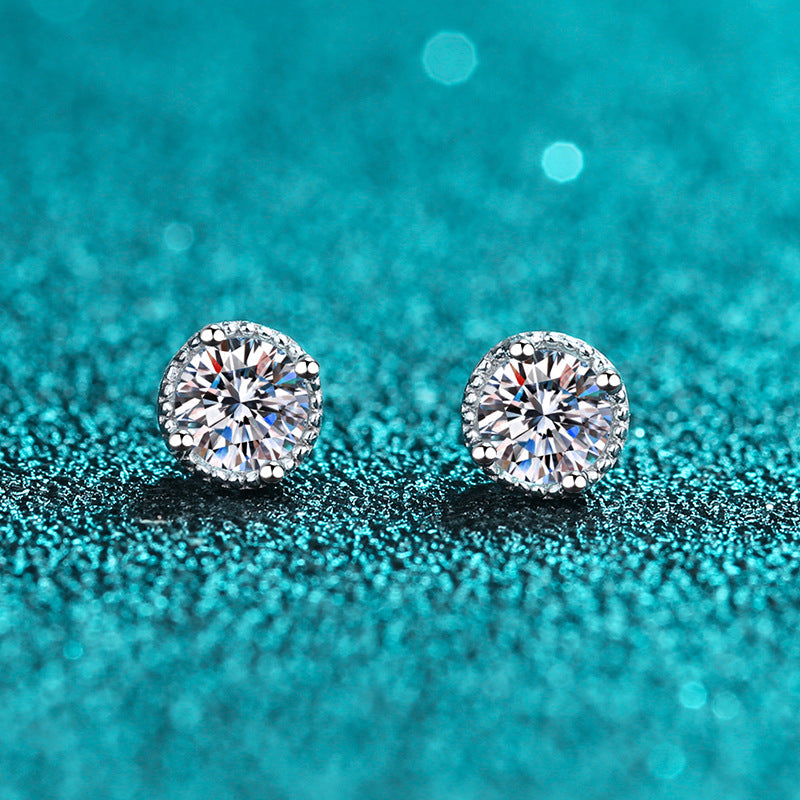Round cut Moissanite Earrings in 925 Sterling Silver 0.6ct