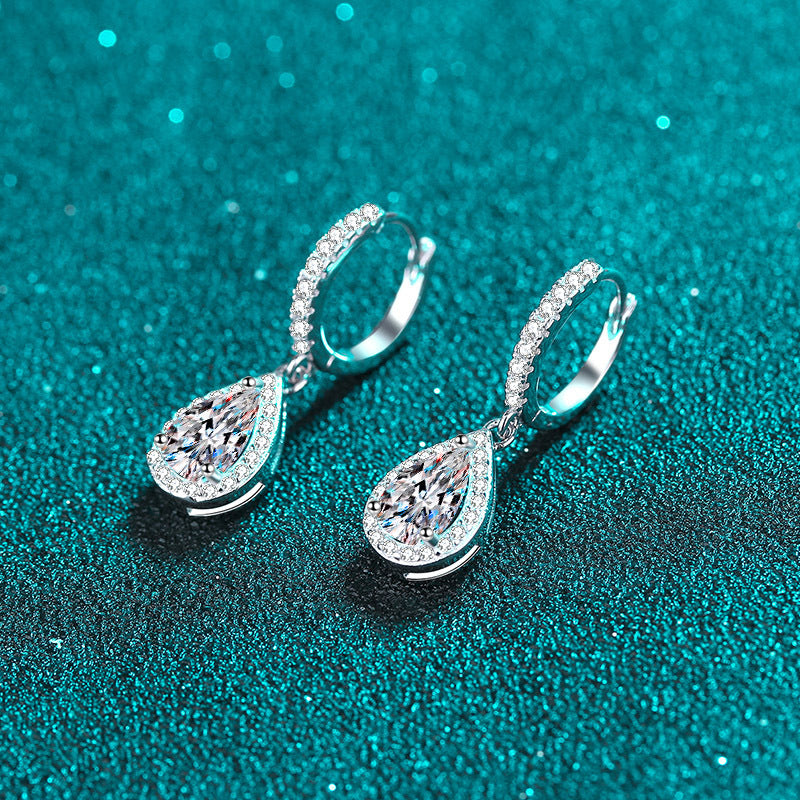 Pear cut Moissanite Earrings in 925 Sterling Silver 2ct