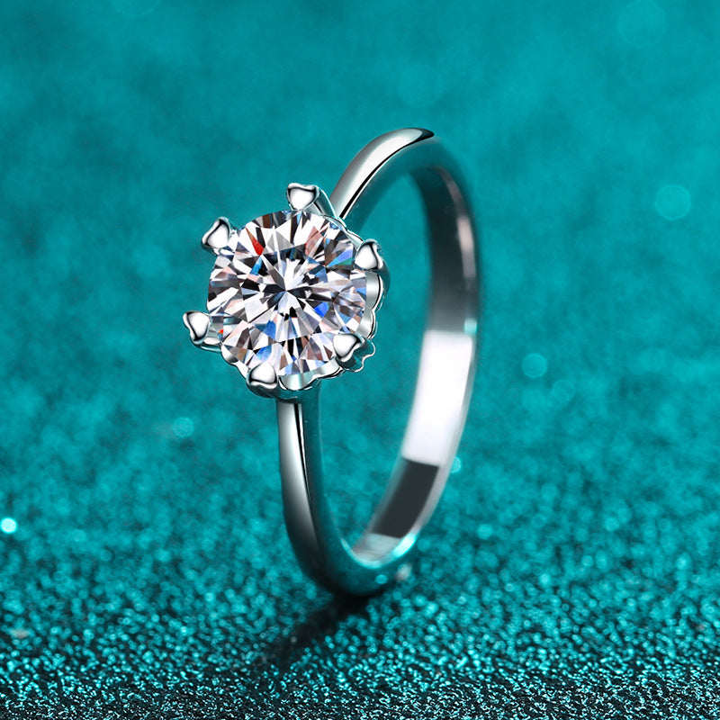 Round cut Moissanite Ring in 925 Sterling Silver 0.5ct 1ct 2ct