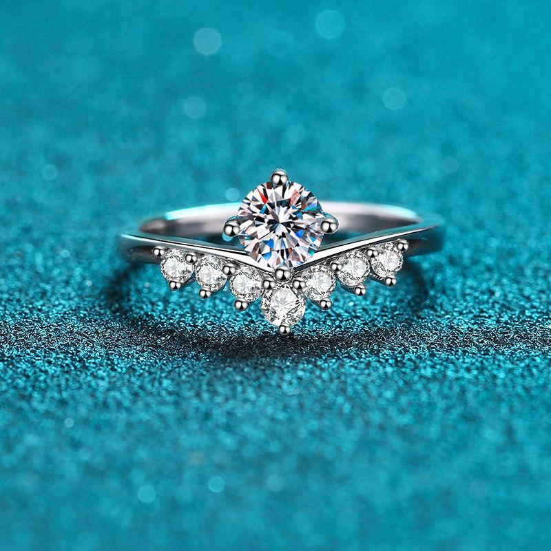 Round cut Moissanite Ring in 925 Sterling Silver 0.5ct