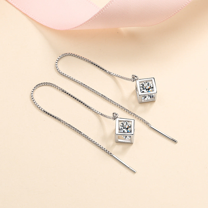 Round cut Moissanite Earrings in 925 Sterling Silver 1ct 2ct