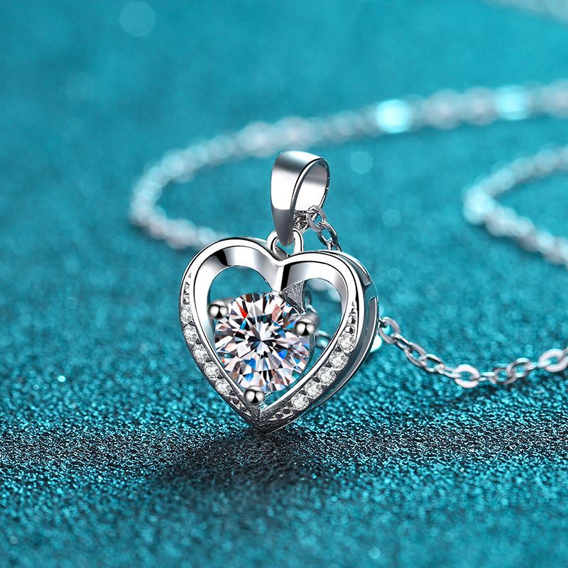 Moissanite Necklaces in 925 Sterling Silver 1ct 2ct