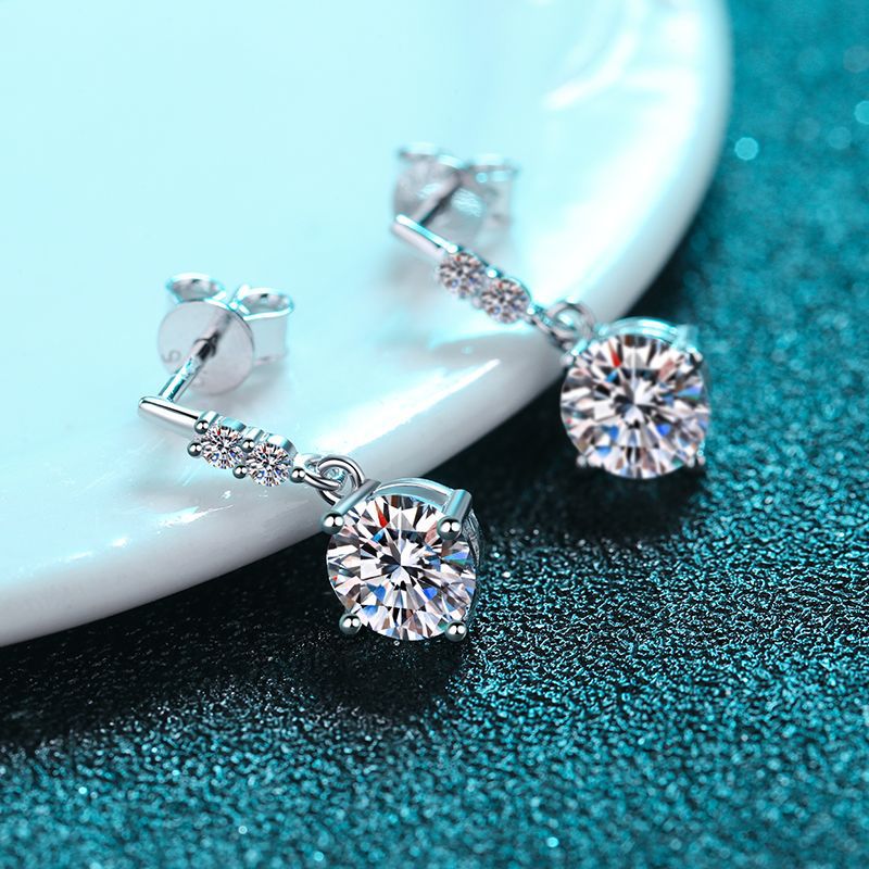 Round cut Moissanite Earrings in 925 Sterling Silver 1ct 2ct