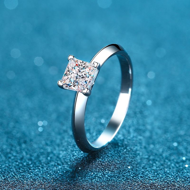 Princess cut Moissanite Ring in 925 Sterling Silver 1ct 2ct
