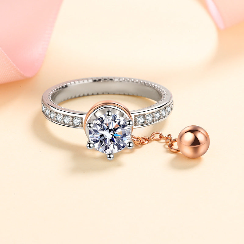 Round cut Moissanite Ring in 925 Sterling Silver 1ct