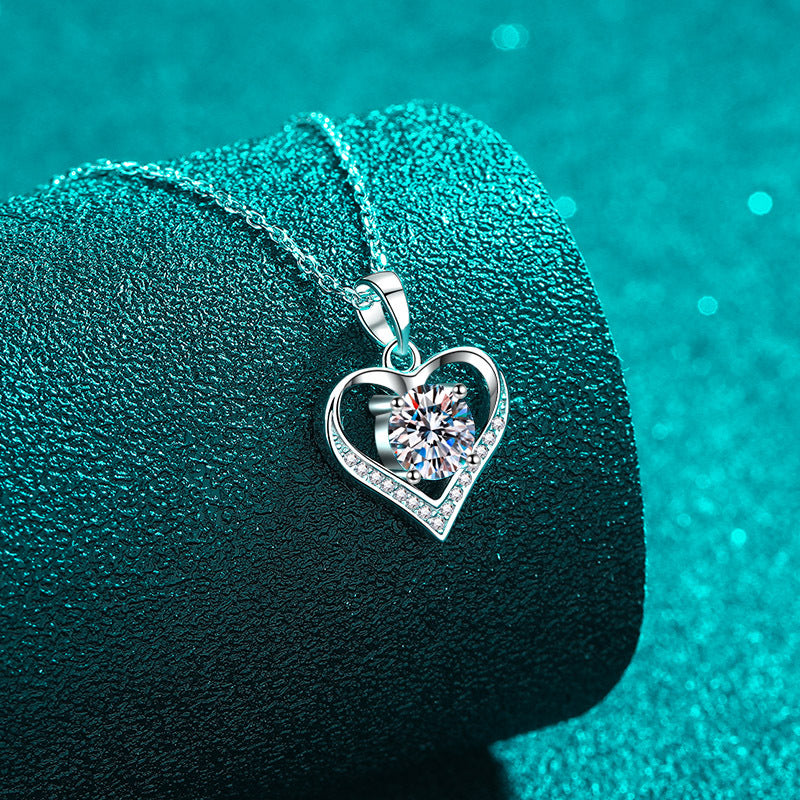 Moissanite Necklaces in 925 Sterling Silver 1ct