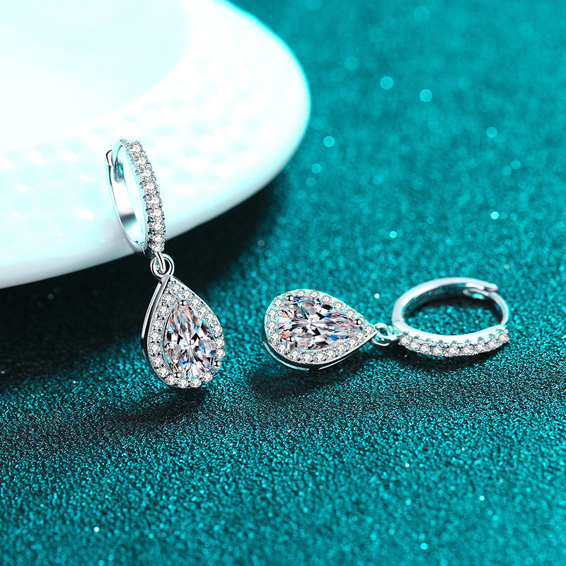 Pear cut Moissanite Earrings in 925 Sterling Silver 2ct