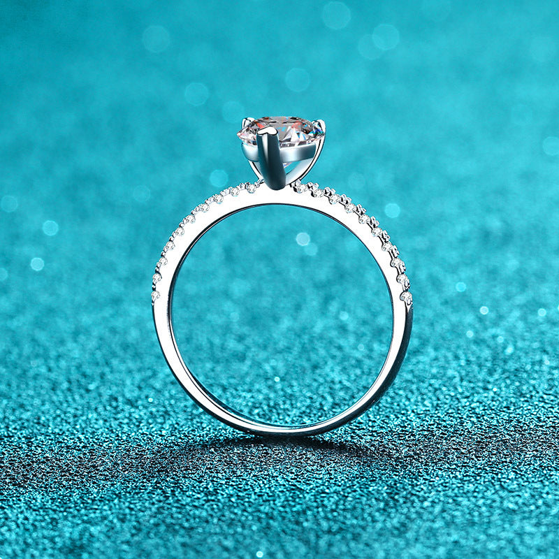 Heart cut Moissanite Ring in 925 Sterling Silver 1ct 2ct