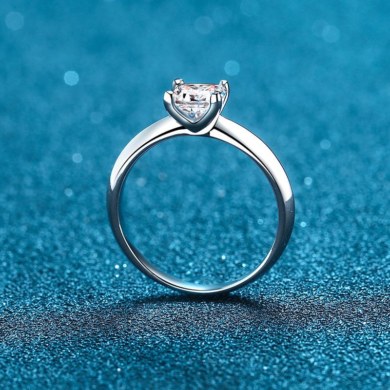 Princess cut Moissanite Ring in 925 Sterling Silver 1ct 2ct