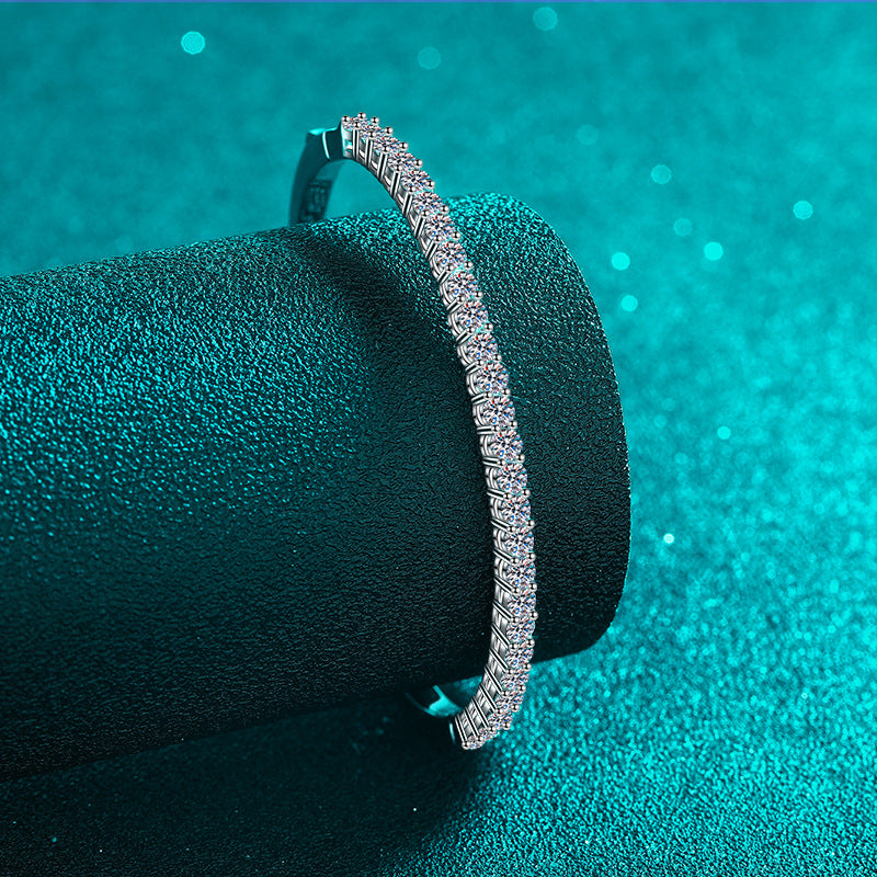 Moissanite Bangles in 925 Sterling Silver 2.6ct