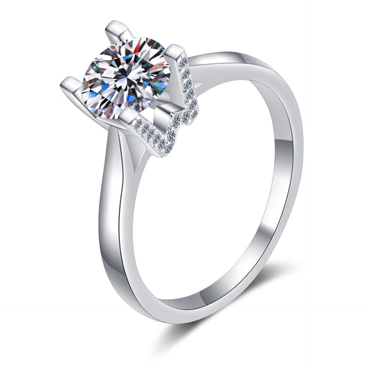 Round cut Moissanite Ring in 925 Sterling Silver 1ct