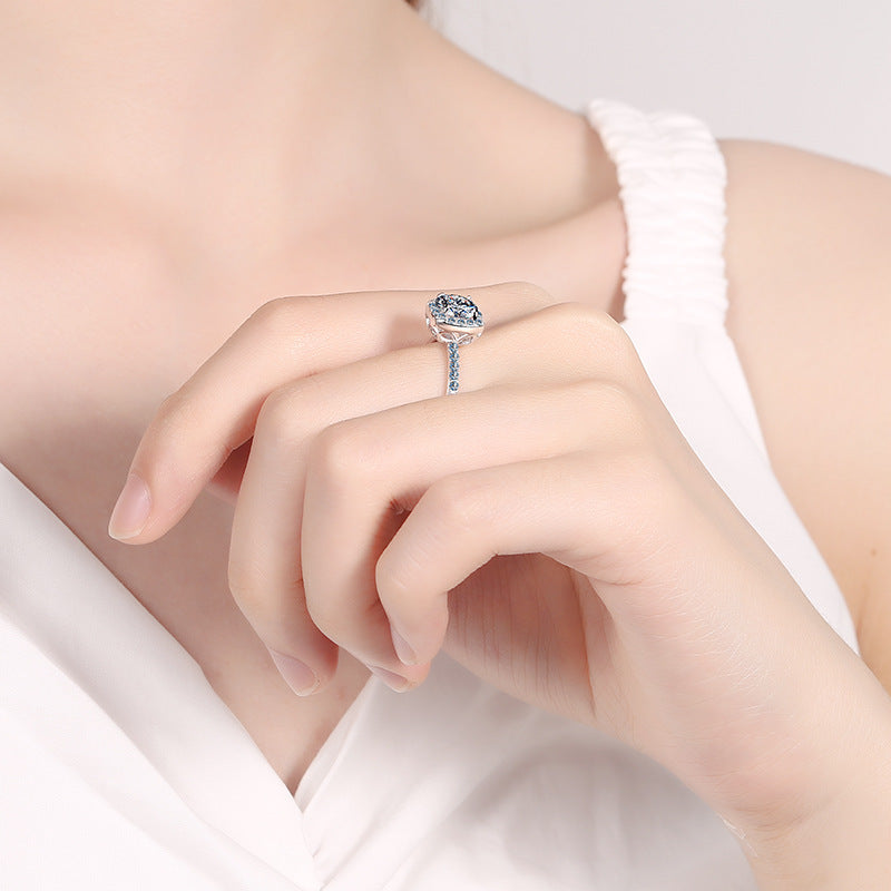 Round cut Moissanite Ring in 925 Sterling Silver 0.5ct 1ct 2ct