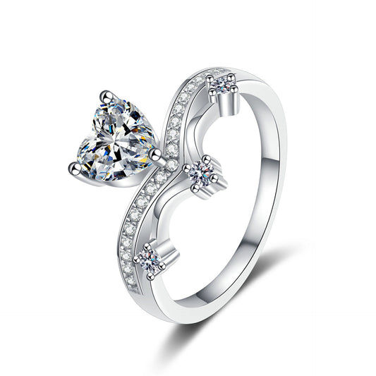 Heart cut Moissanite Ring in 925 Sterling Silver 1ct