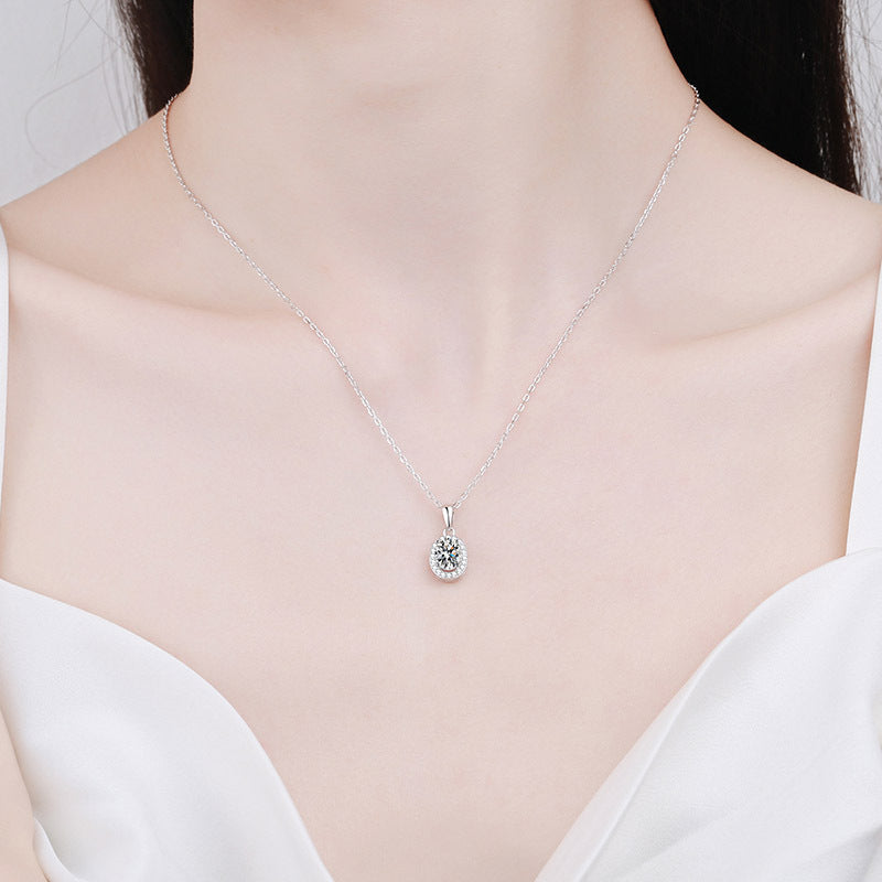 Moissanite Necklaces in 925 Sterling Silver 1ct
