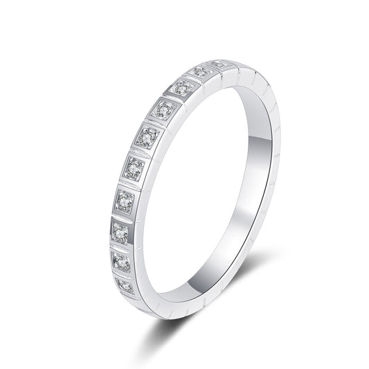 Moissanite Ring in 925 Sterling Silver