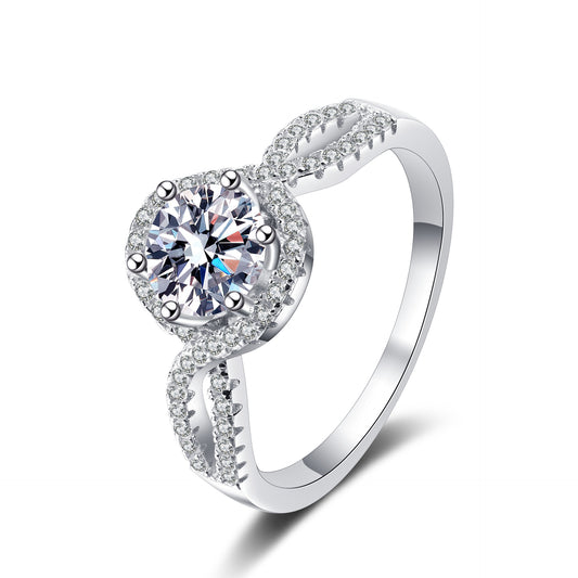 Round cut Moissanite Ring in 925 Sterling Silver 0.5ct 1ct