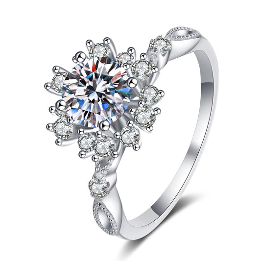 Round cut Moissanite Ring in 925 Sterling Silver 0.5ct 1ct