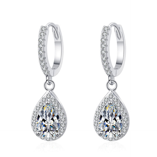 Pear cut Moissanite Earrings in 925 Sterling Silver 2ct