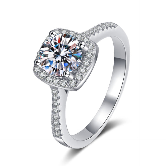 Round cut Moissanite Ring in 925 Sterling Silver 0.5ct 1ct