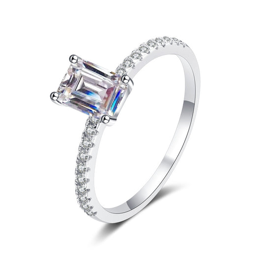 Emeralds cut Moissanite Ring in 925 Sterling Silver 1ct 2ct