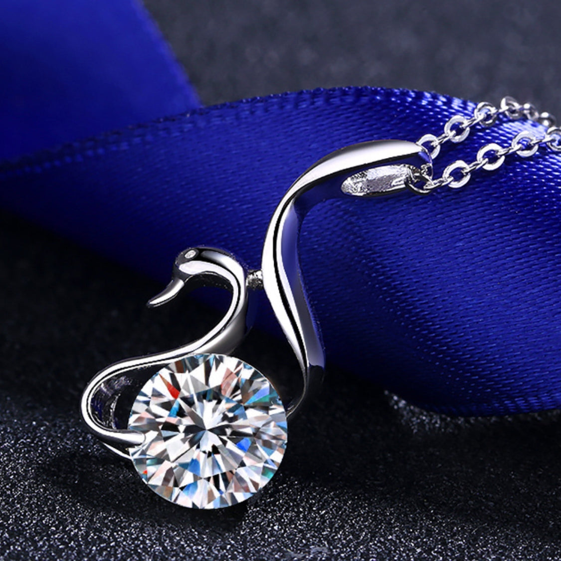 Moissanite Necklaces in 925 Sterling Silver 2ct