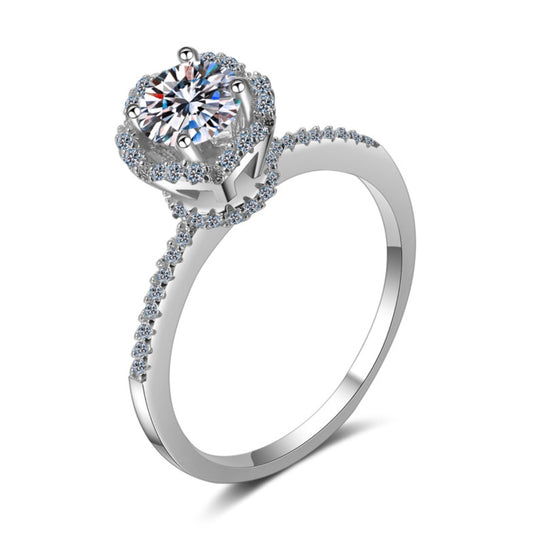 Round cut Moissanite Ring in 925 Sterling Silver 0.8ct