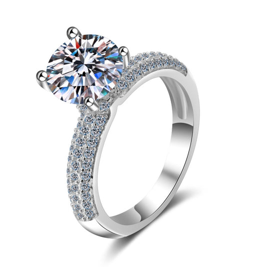 Round cut Moissanite Ring in 925 Sterling Silver 2ct